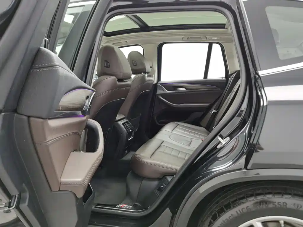 BMW X3 2020 — фото 15