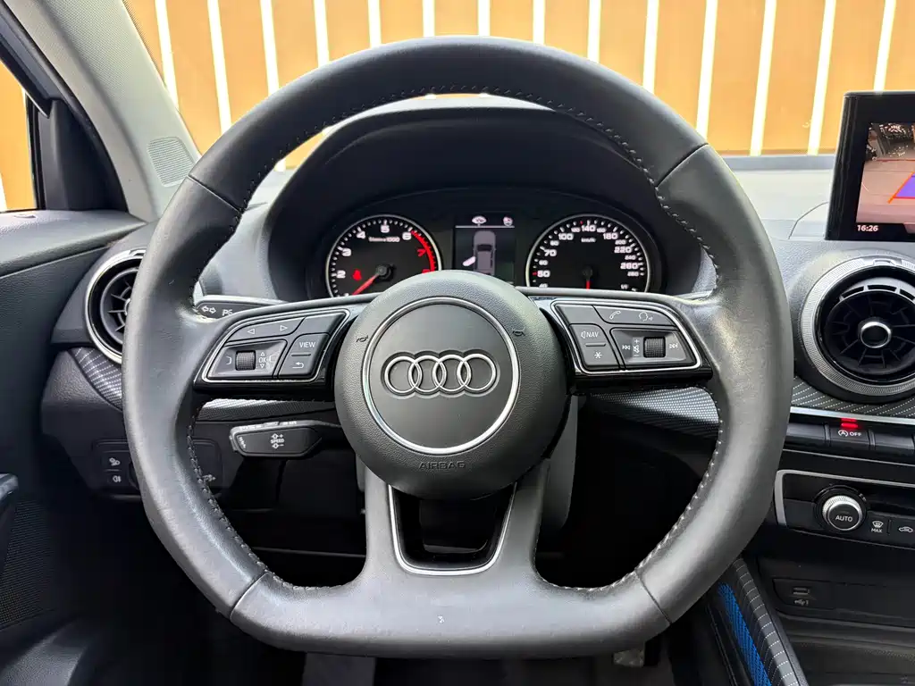 Audi Q2L 2022