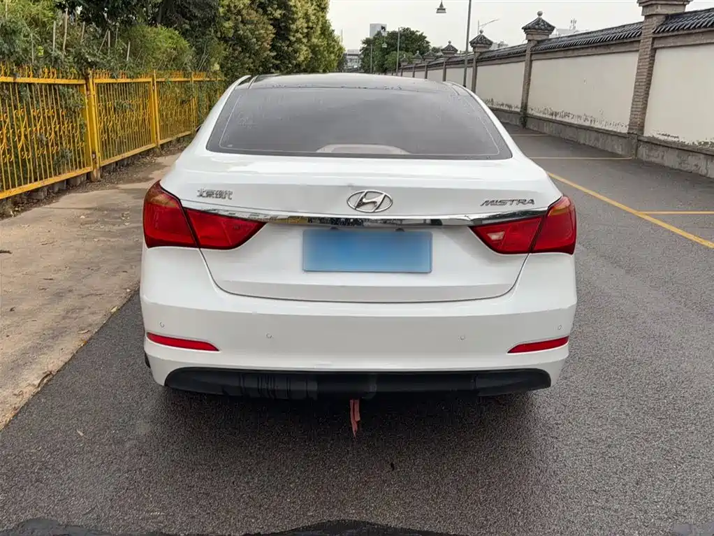 Hyundai Mistra 2014 — фото 9