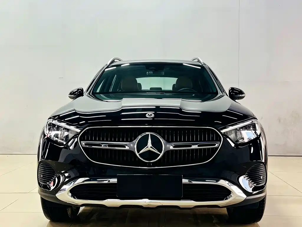 Mercedes-Benz GLC 2023