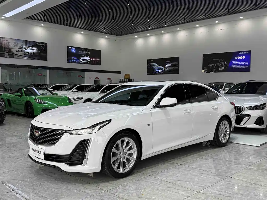 Cadillac CT5 2020 — фото 1