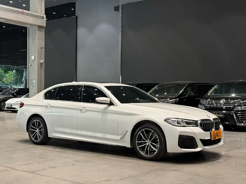 BMW 5 Series 2022