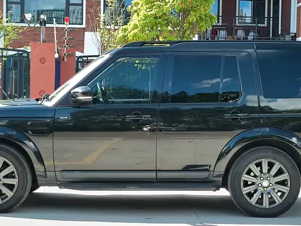 Land Rover Discovery 2015