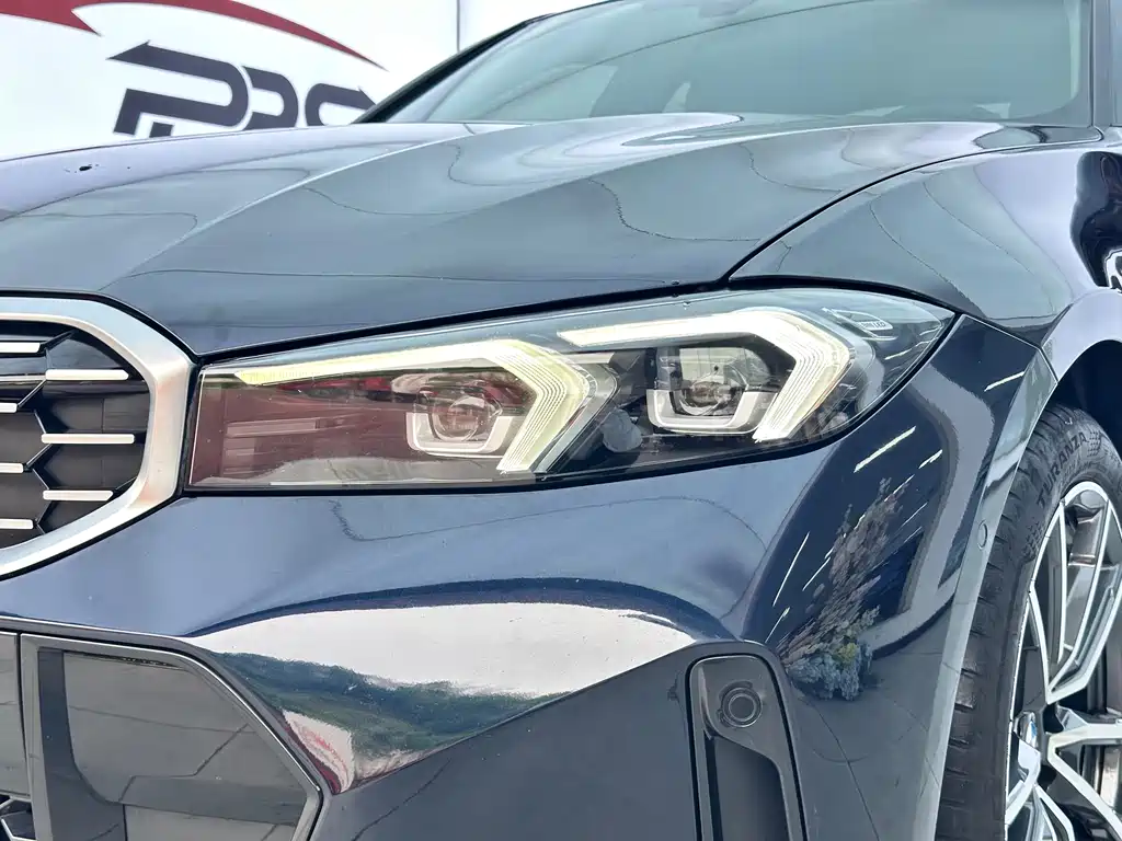 BMW 3 Series 2024