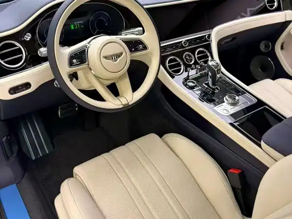Bentley Continental Plug-In Hybrid 2026