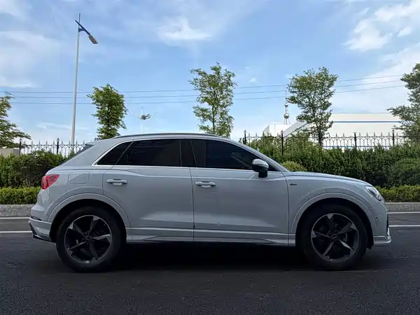 Audi Q3 2022