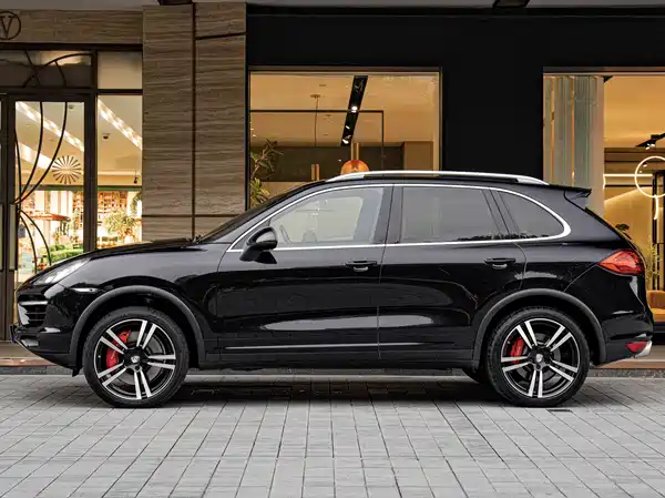 Porsche Cayenne 2011