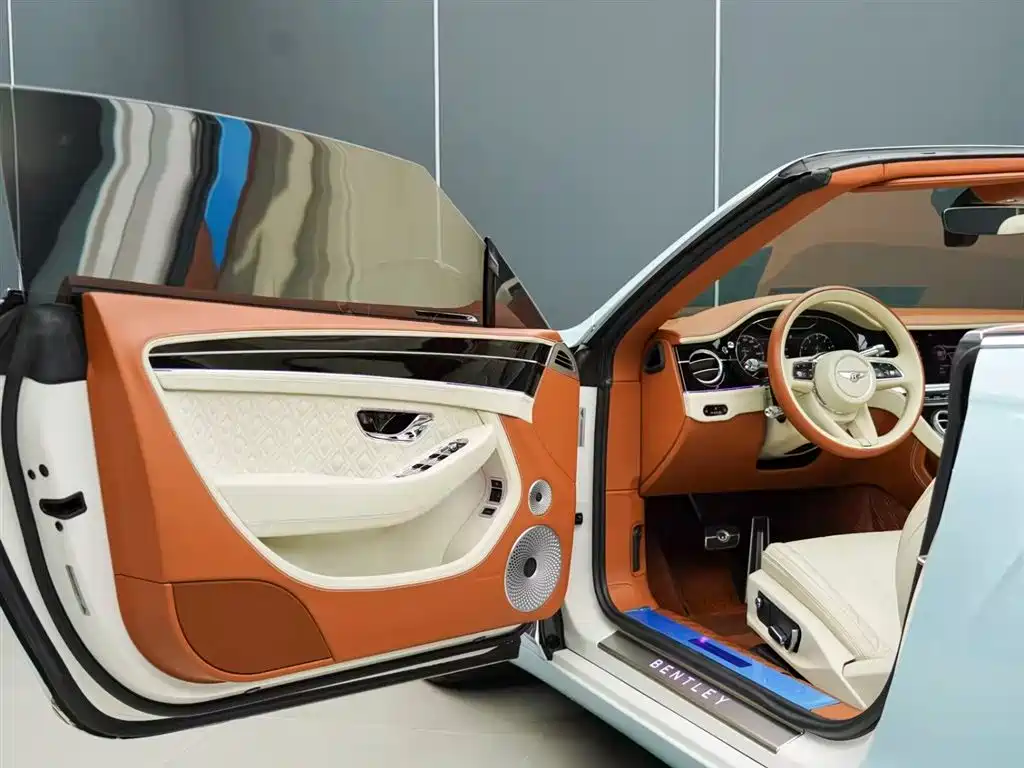 Bentley Continental 2023