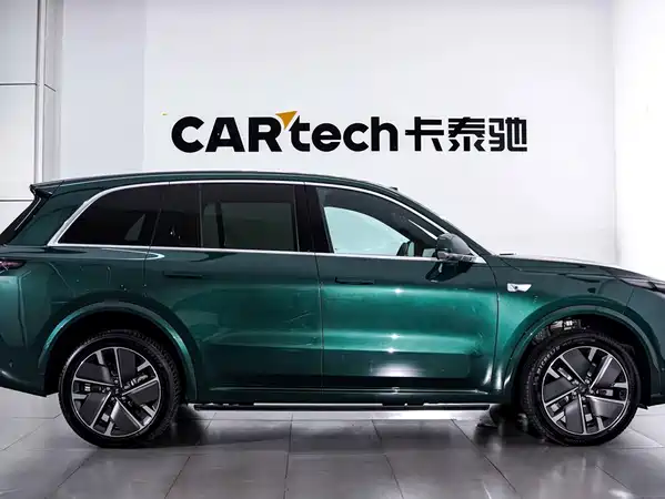 Li Auto L8 2025