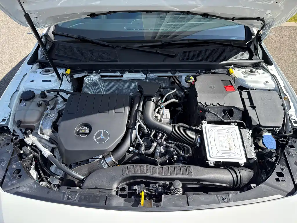 Mercedes-Benz A-Class 2023 — фото 31