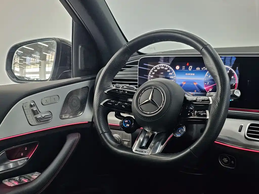 Mercedes-Benz GLE AMG 2025 — фото 8