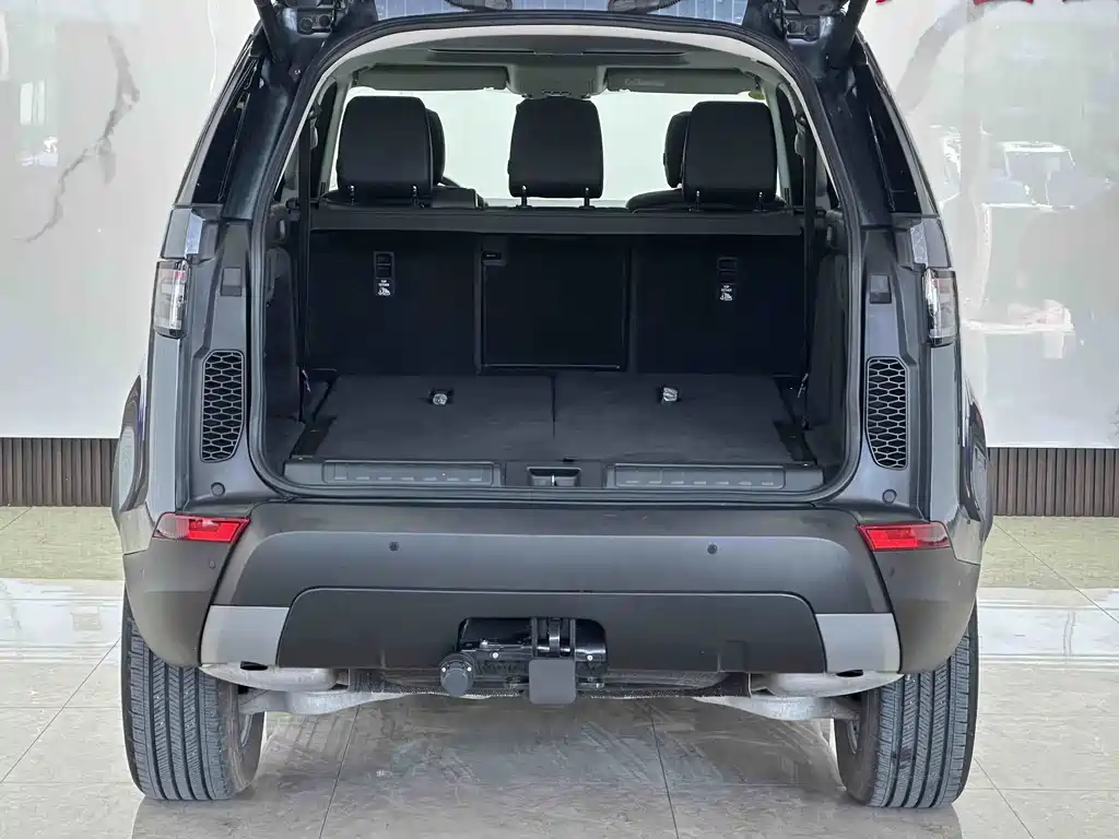 Land Rover Discovery 2019 — фото 19