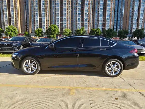 Buick Regal 2023