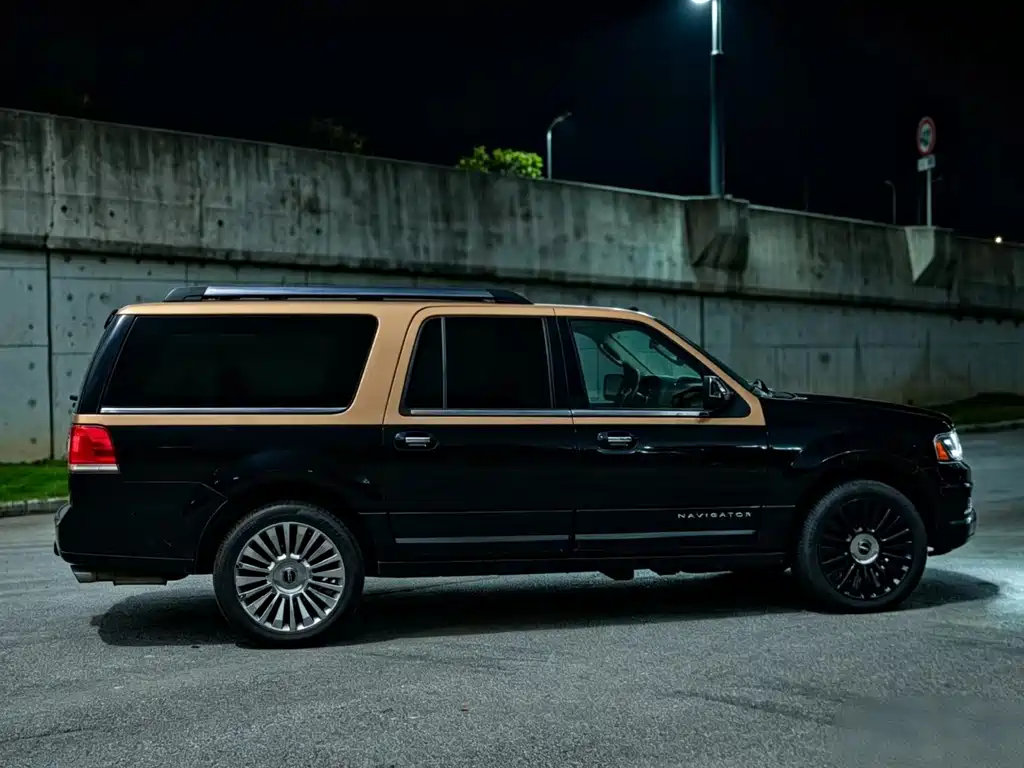 Lincoln Navigator 2015 — фото 4