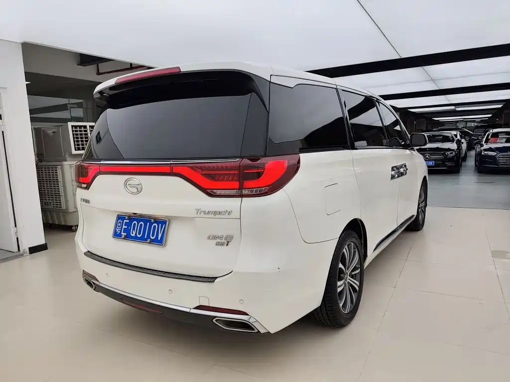 GAC Trumpchi M8 2019 — фото 4