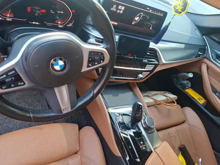 BMW 5 Series 2023 — фото 12