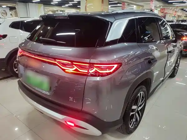 BYD Song L DM-i 2024