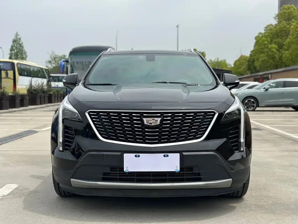 Cadillac XT4 2020 — фото 2
