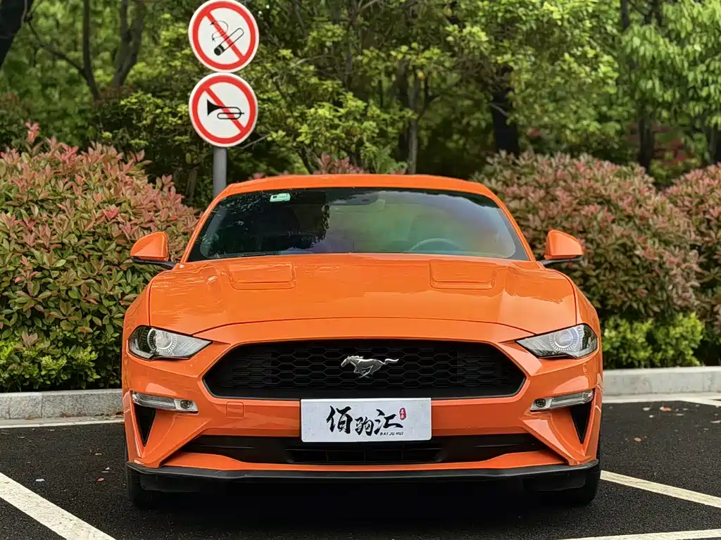 Ford Mustang 2020 — фото 2