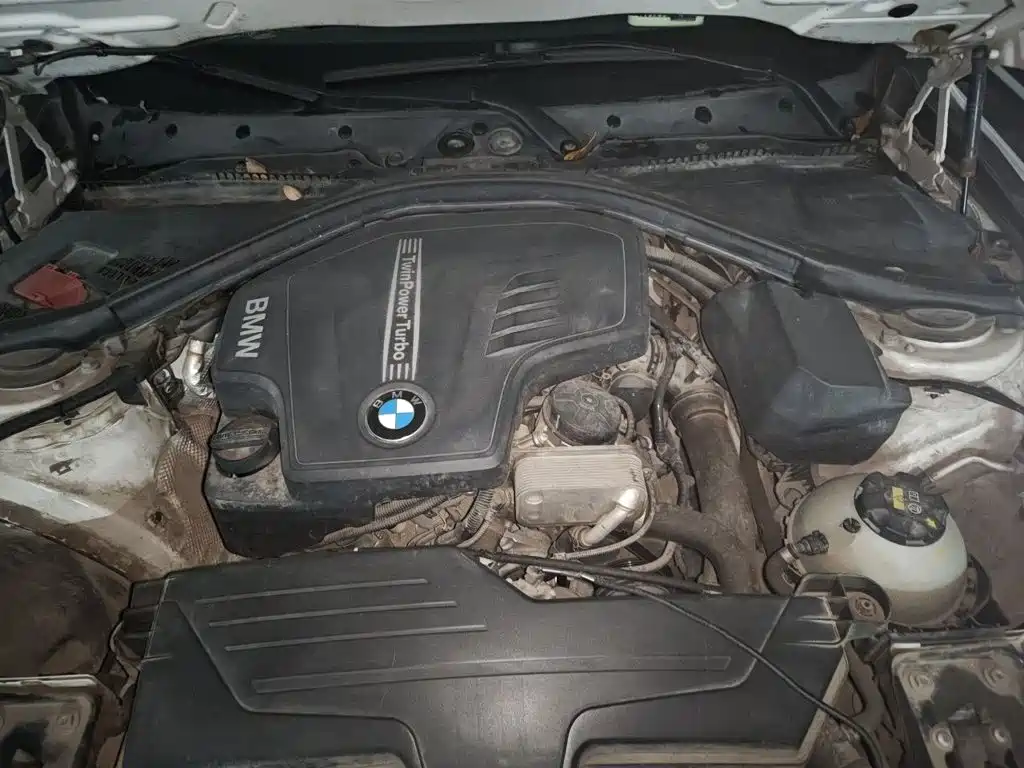 BMW 3 Series 2014 — фото 16