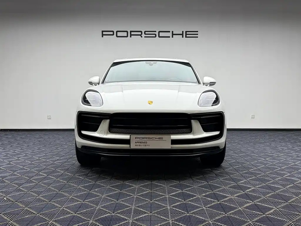 Porsche Macan 2023 — фото 14