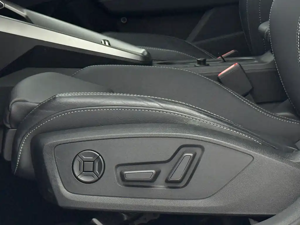 Audi A3 2022 — фото 19