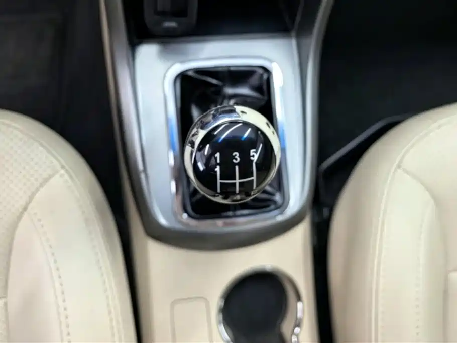 Geely Emgrand Classic 2013 — фото 16