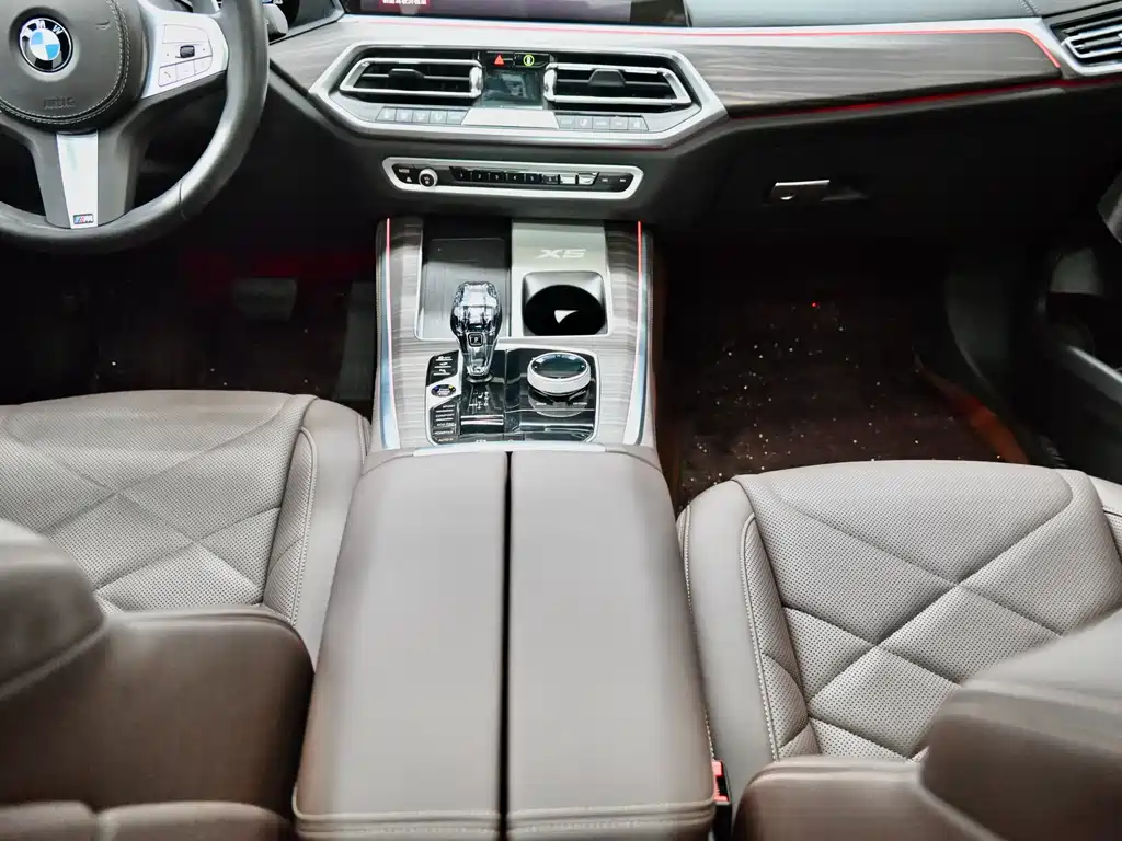 BMW X5 2023 — фото 10