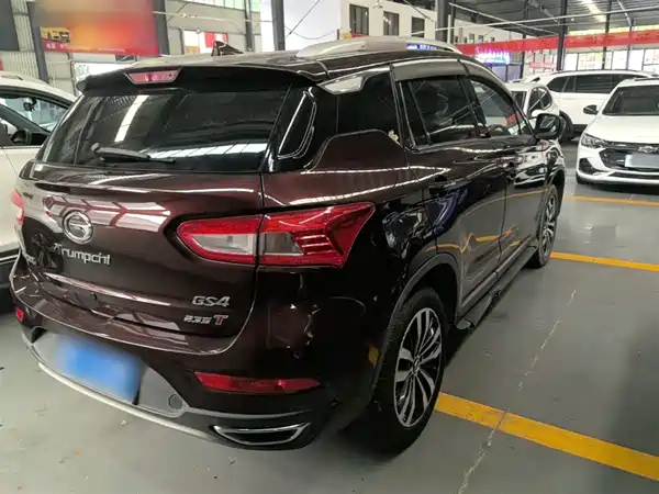 GAC Trumpchi GS4 2017