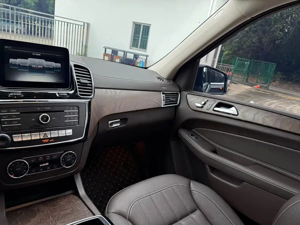 Mercedes-Benz GLE 2018