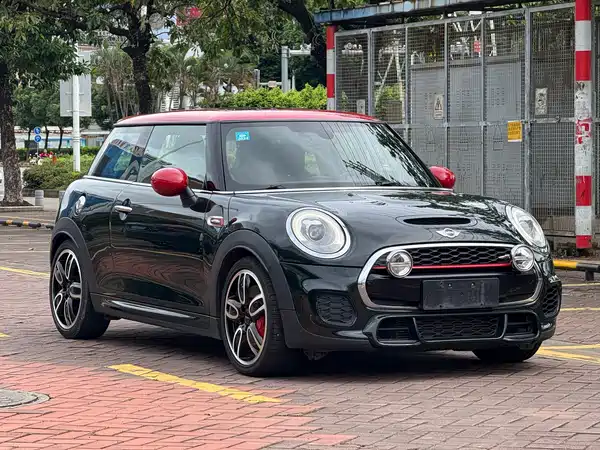 MINI JCW 2016