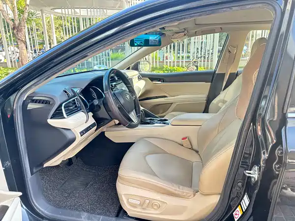 Toyota Camry 2018