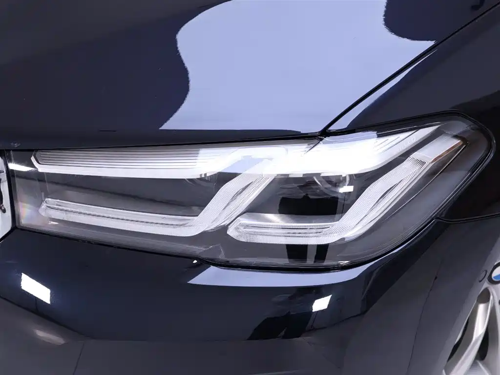 BMW 5 Series 2022