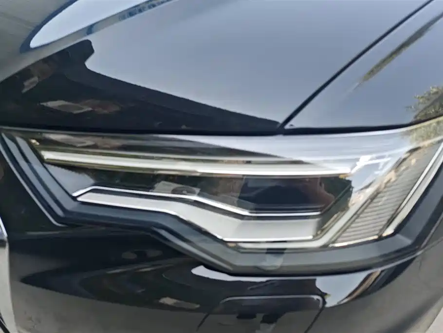 Audi A6L 2021