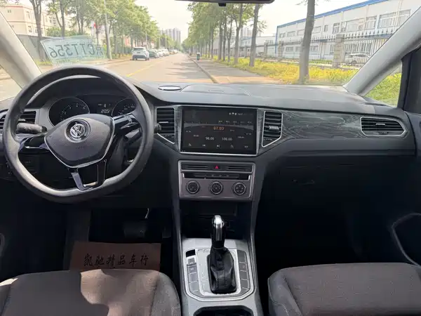 Volkswagen Golf Jialu 2017