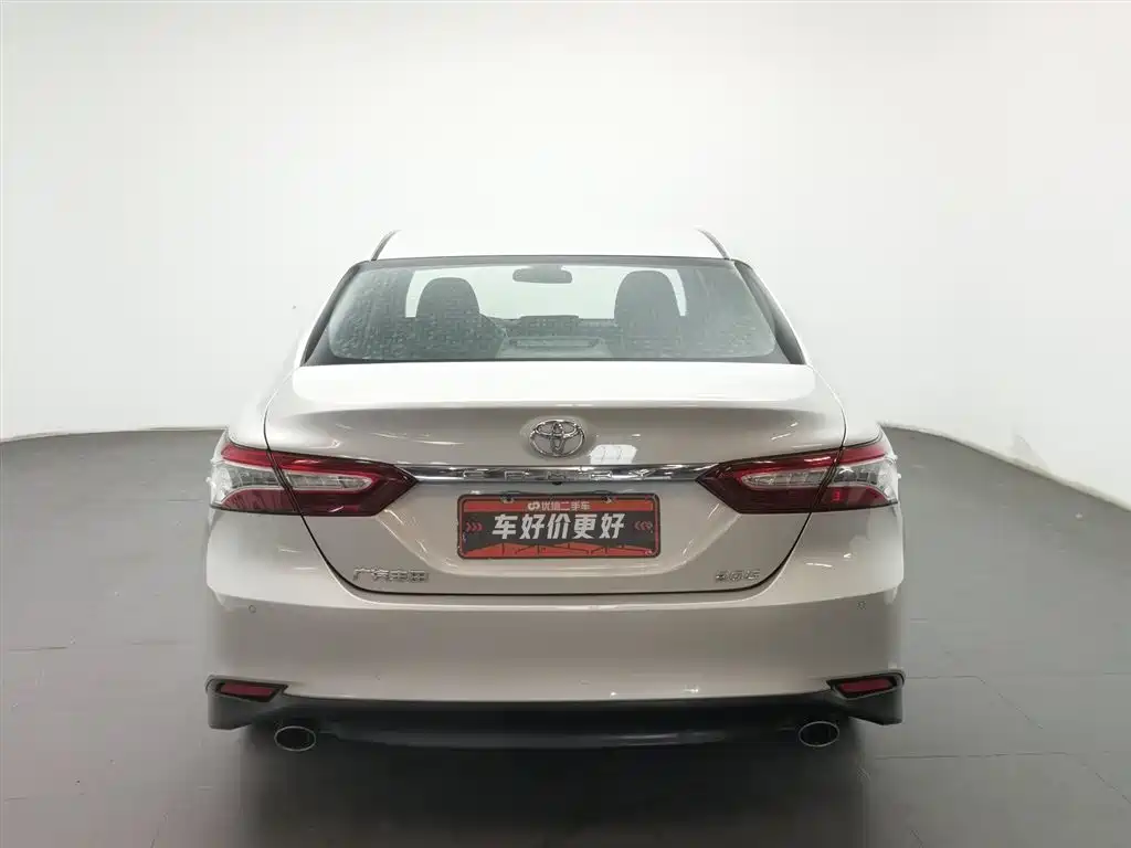 Toyota Camry 2020 — фото 4