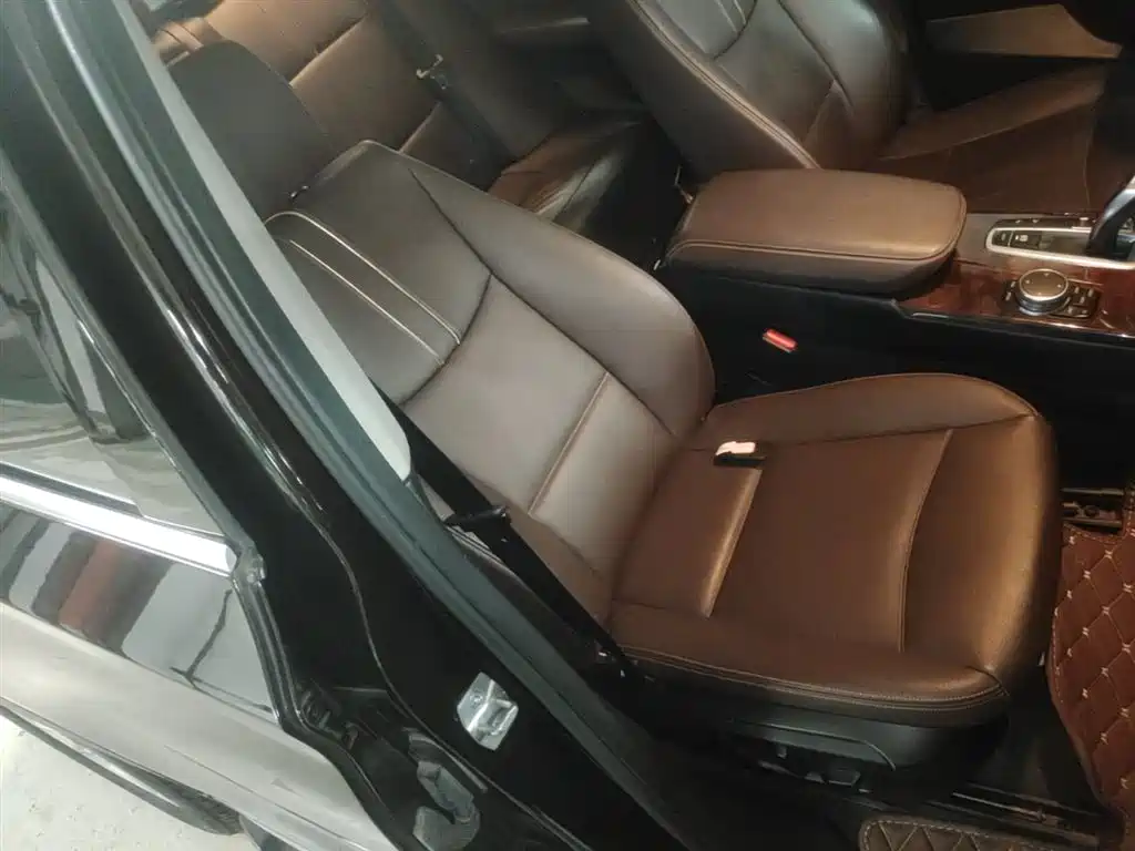 BMW X3 2015 — фото 24