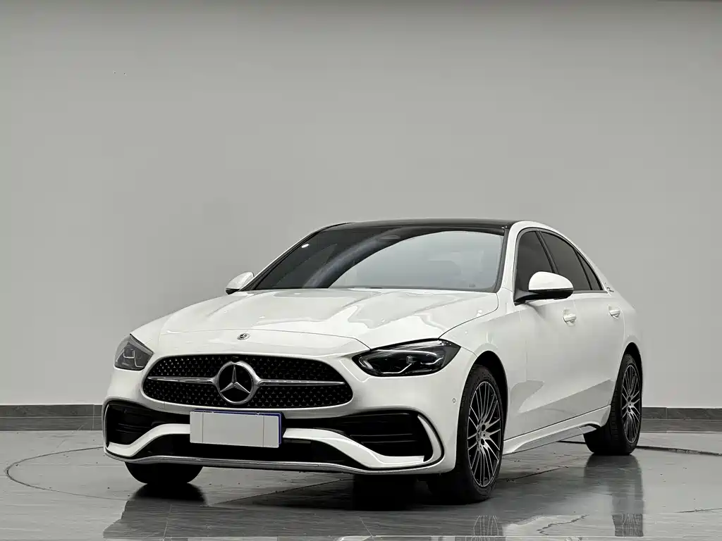 Mercedes-Benz C-Class 2024