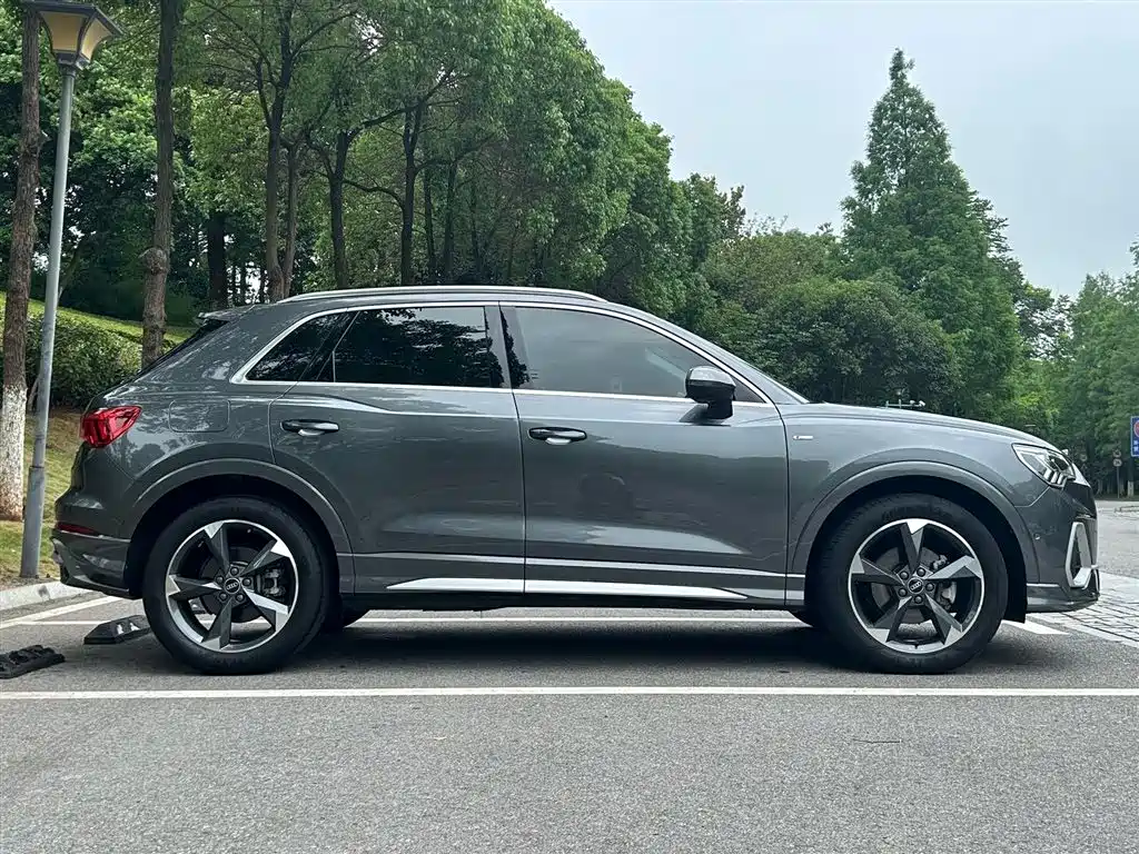 Audi Q3 2022