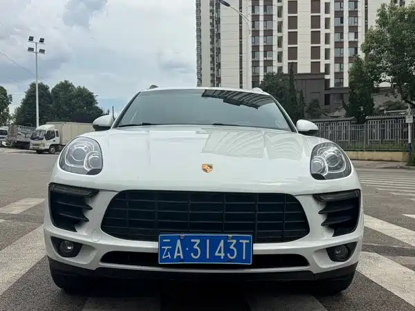 Porsche Macan 2015