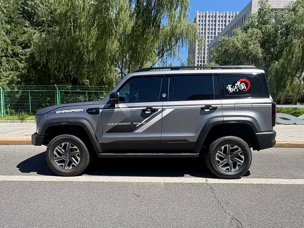 BAIC BJ40 2025