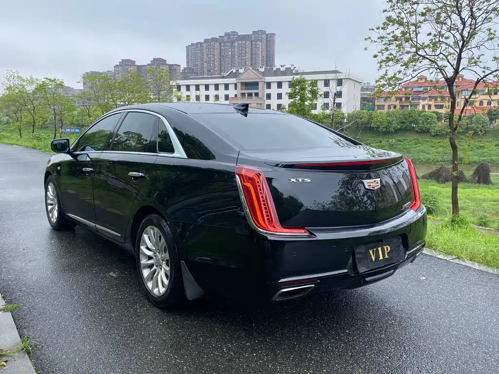 Cadillac XTS 2019 — фото 7