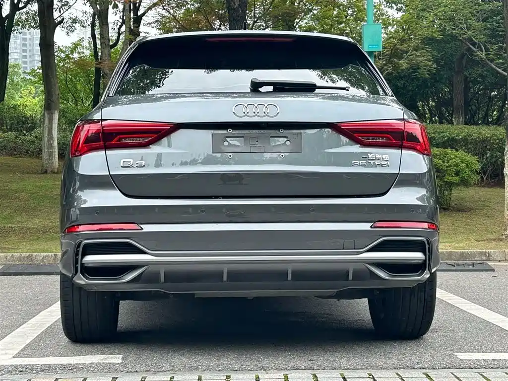 Audi Q3 2022 — фото 11