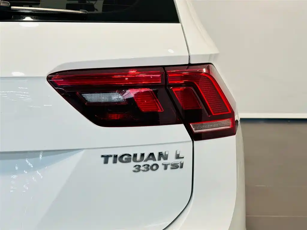 Volkswagen Tiguan L 2019 — фото 16
