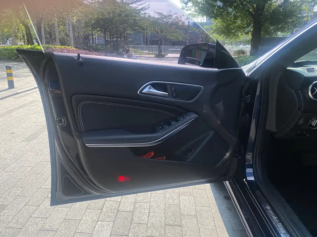 Mercedes-Benz CLA 2018 — фото 11