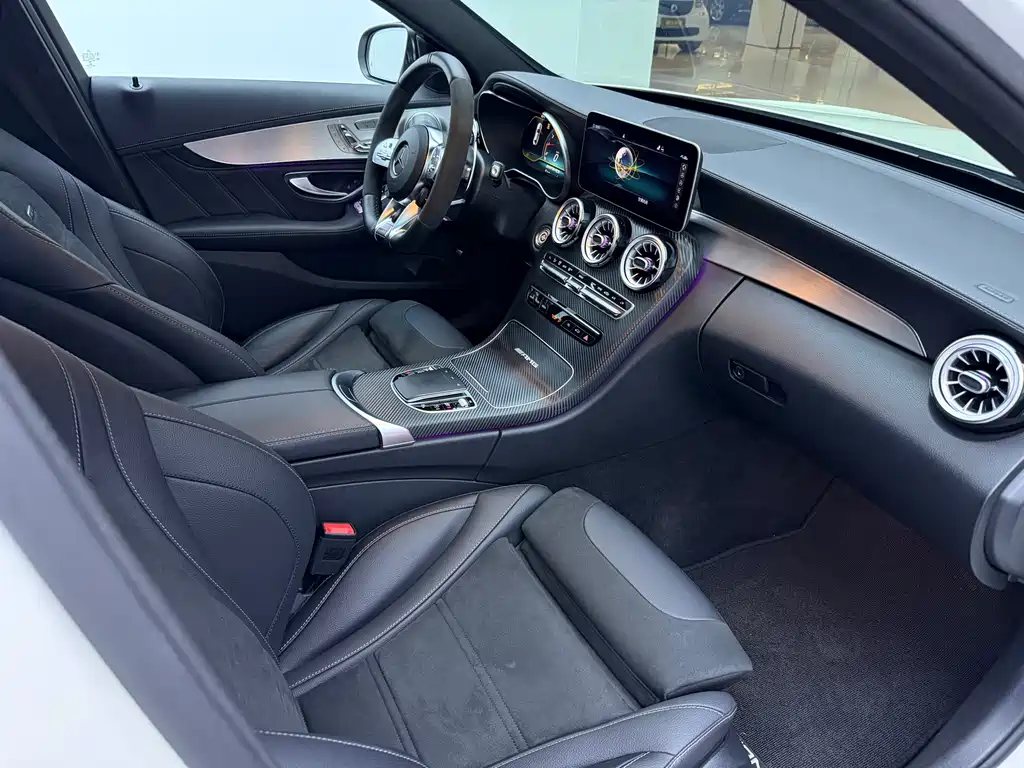 Mercedes-Benz C-Class AMG 2020 — фото 15