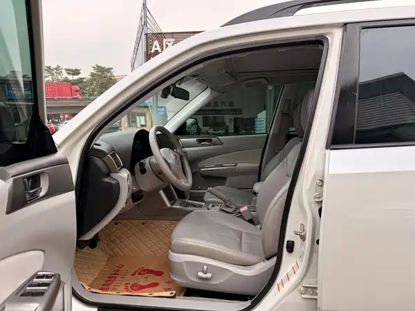 Subaru Forester 2010