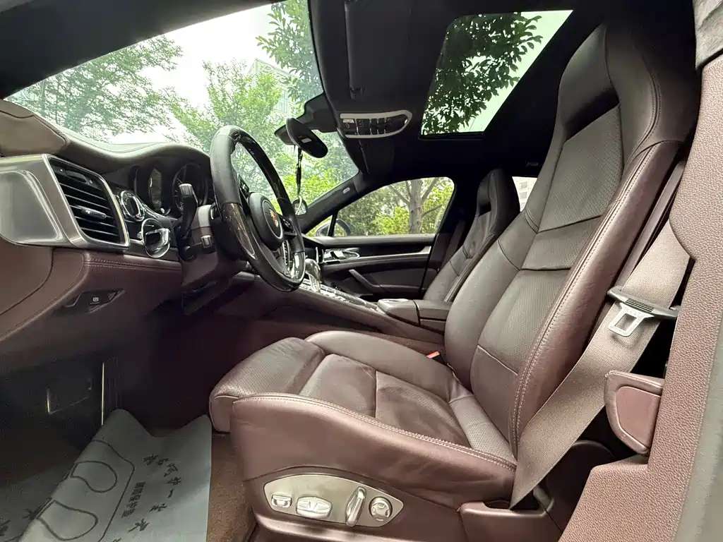 Porsche Panamera 2014