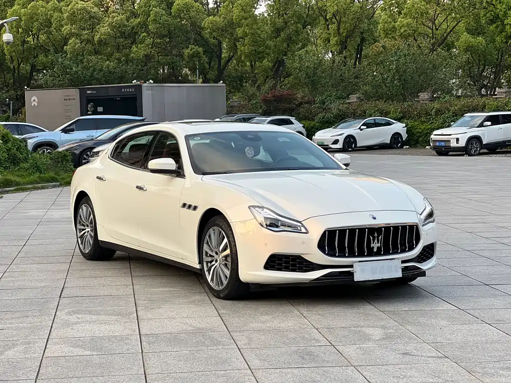 Maserati Quattroporte 2019 — фото 3