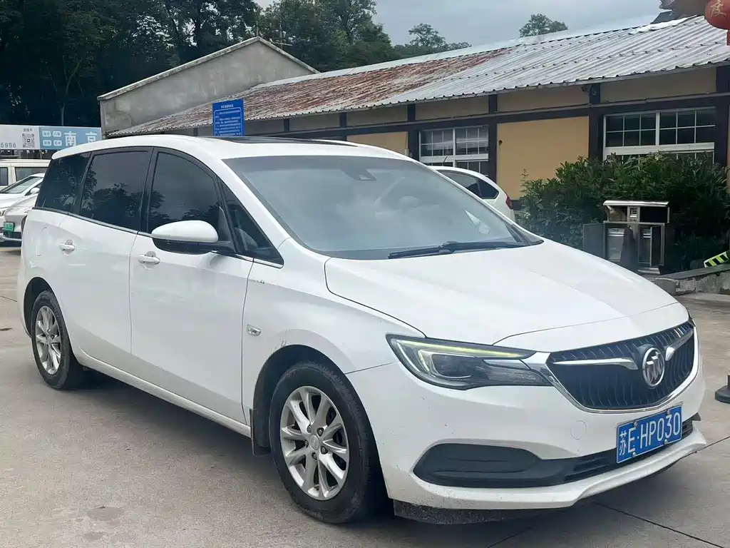 Buick GL6 2018
